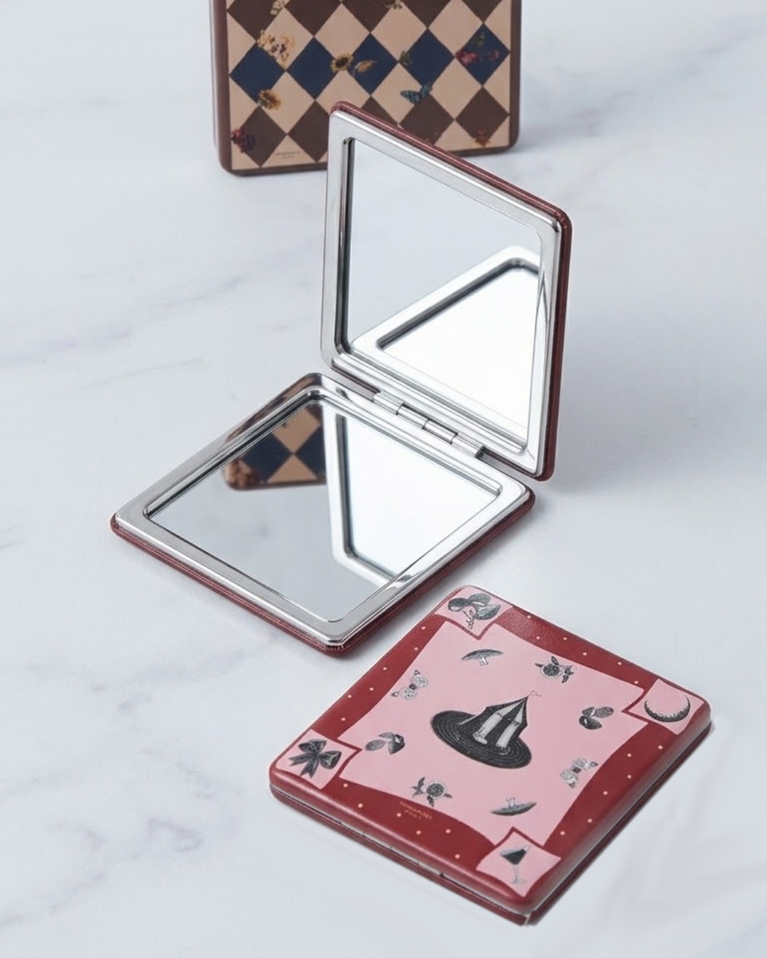 Sweet Soirée Glow Check Bag Mirror